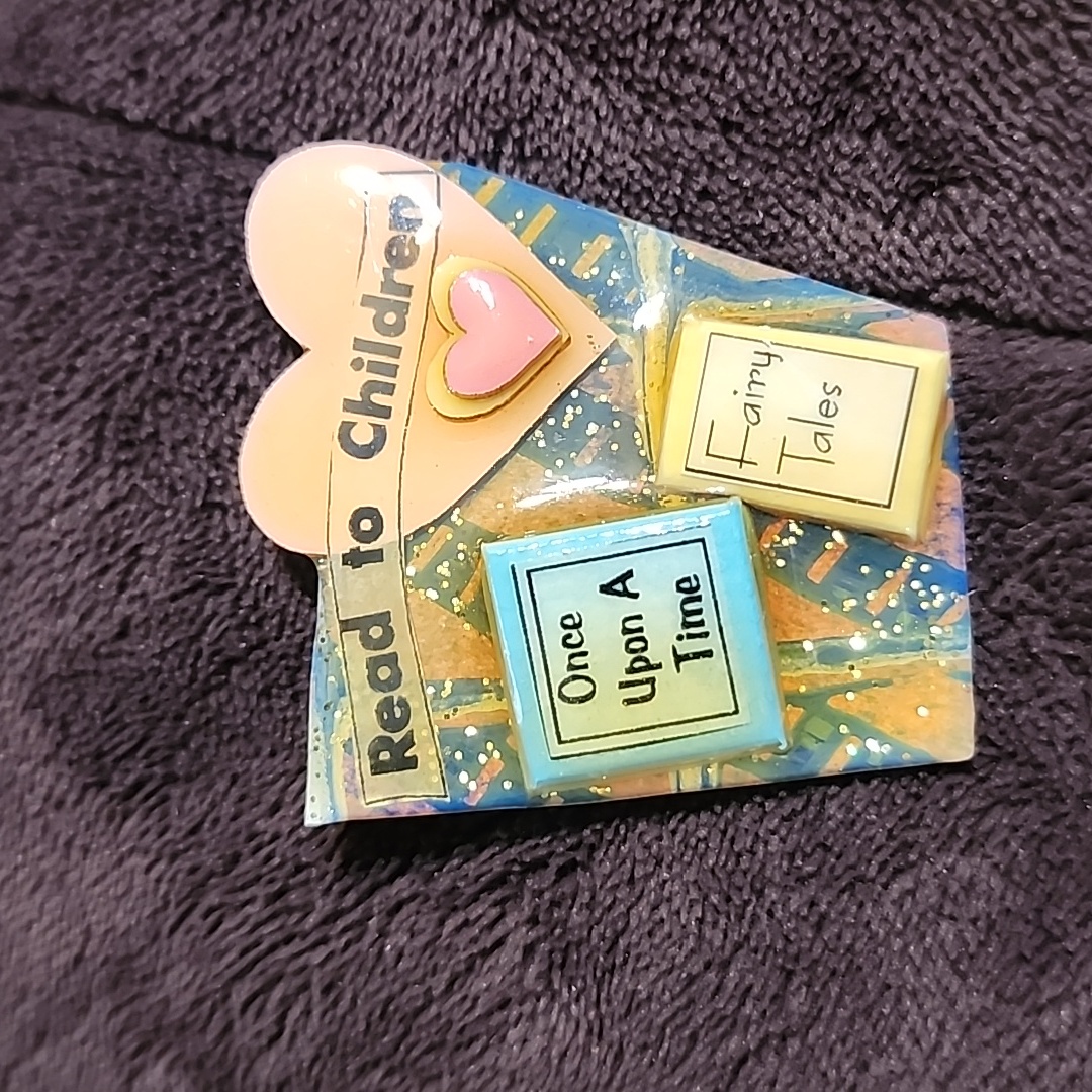 Designer Lucinda Read To Children Handmade Book Costume Fashion Jewelry